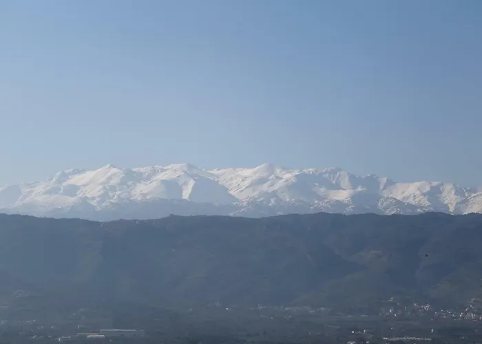 Chrisas Chania * Chania (Crete)