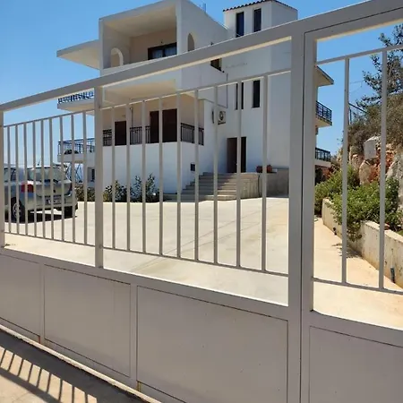 Chrisas Chania * Chania (Crete)